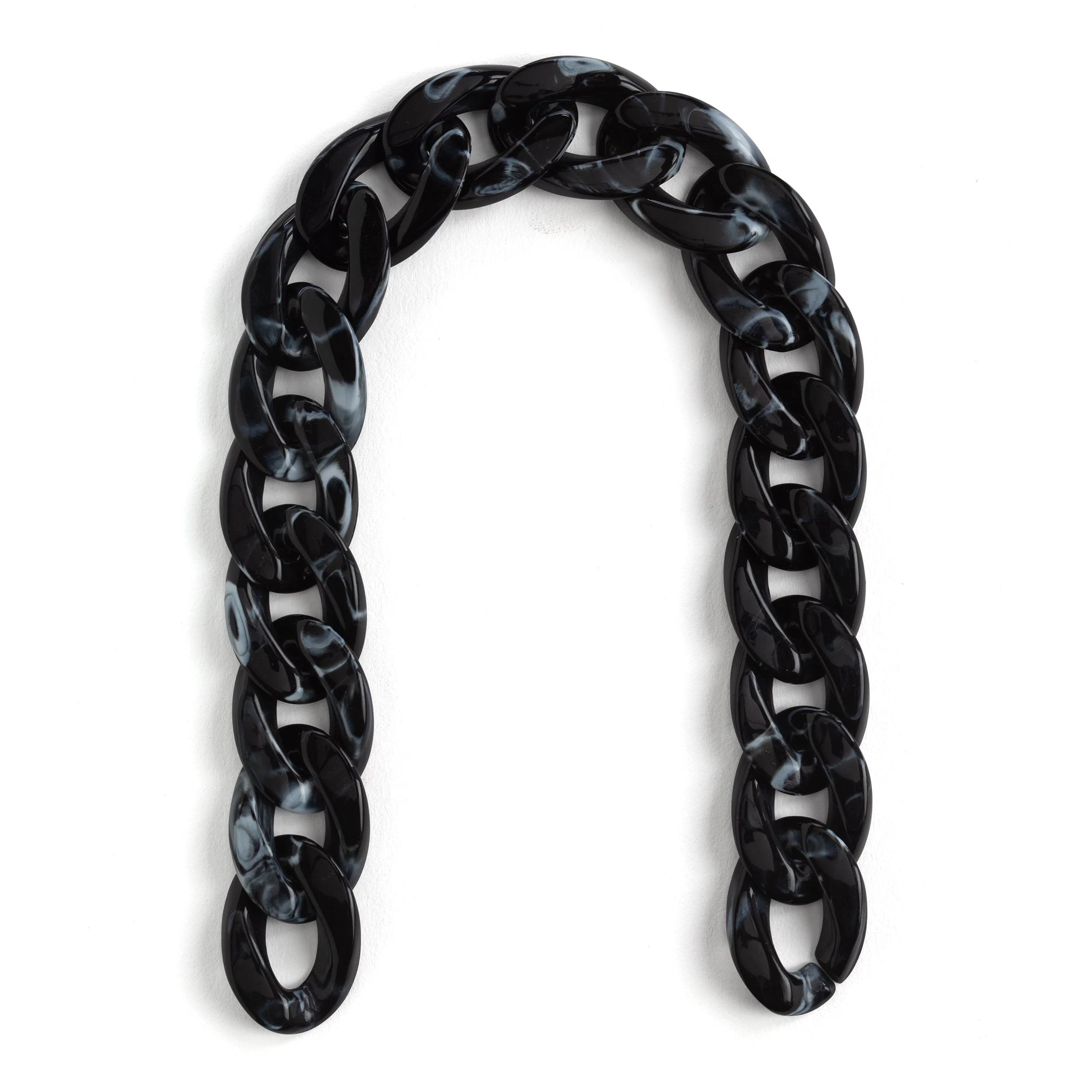 Large Acrylic Chain - Image 3